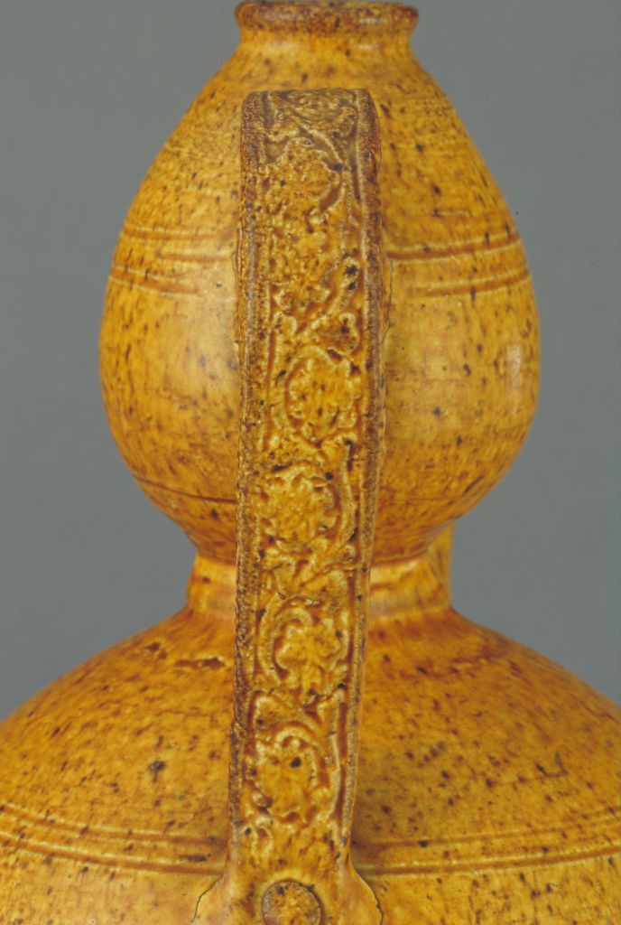 图片[2]-Yellow glaze gourd type holding pot-China Archive